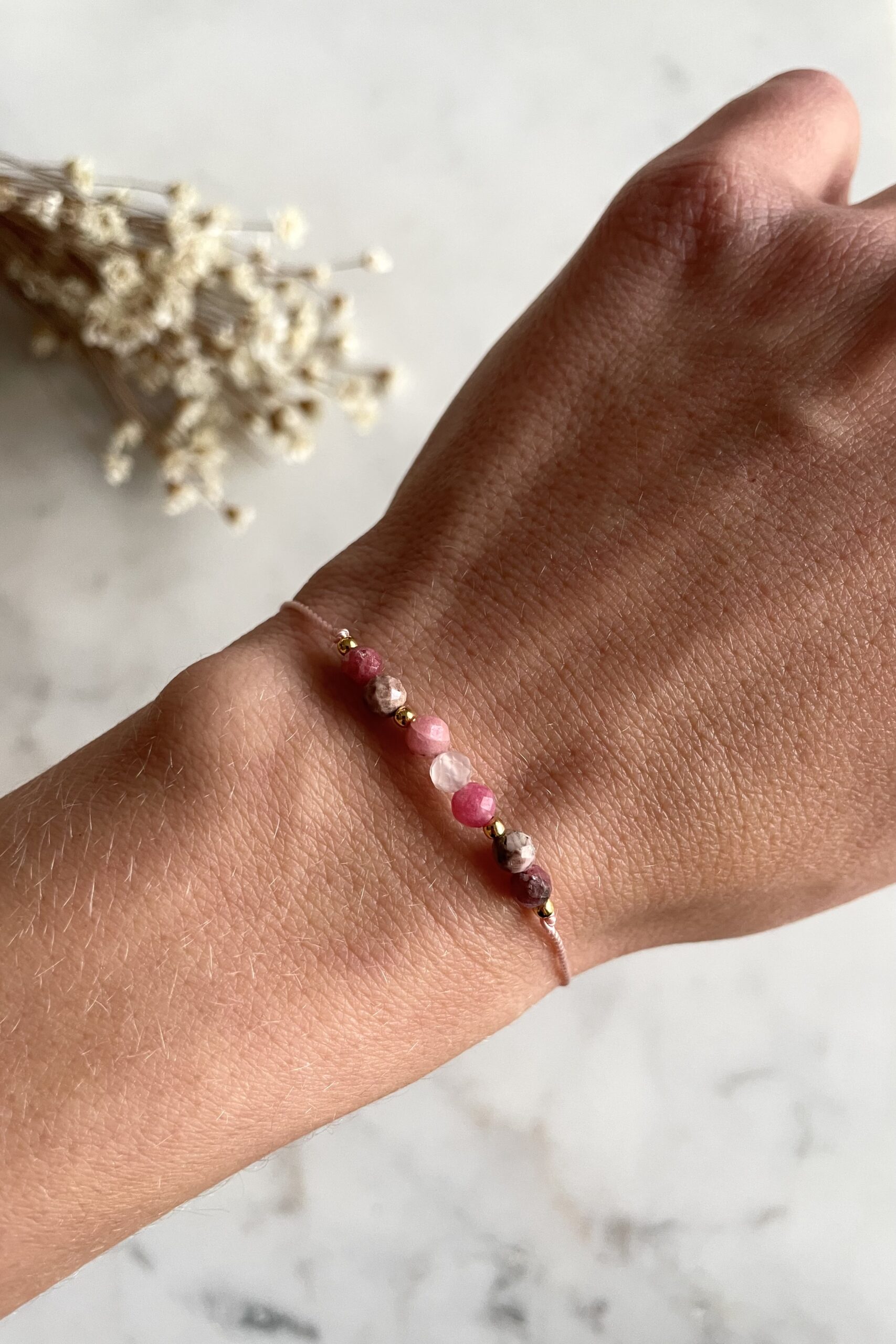 Bransoletka z różowych kamieni -okazja-